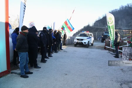 Conditions created on Khankandi-Lachin road for unhindered passage of Russian peacekeepers' vehicle
