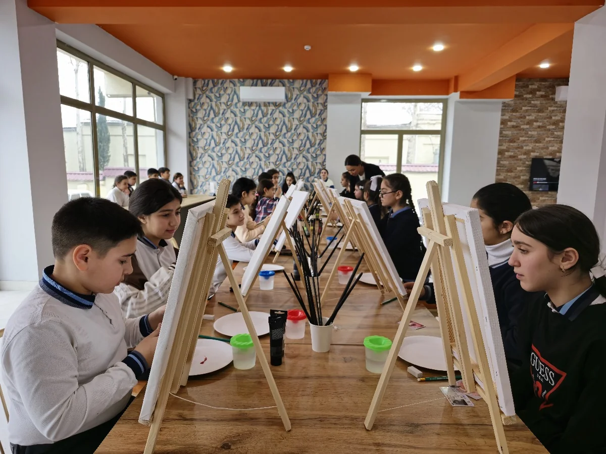 Leyla Əliyevanın təşəbbüsü ilə Yevlaxda uşaqlara ustad dərsləri keçirilib