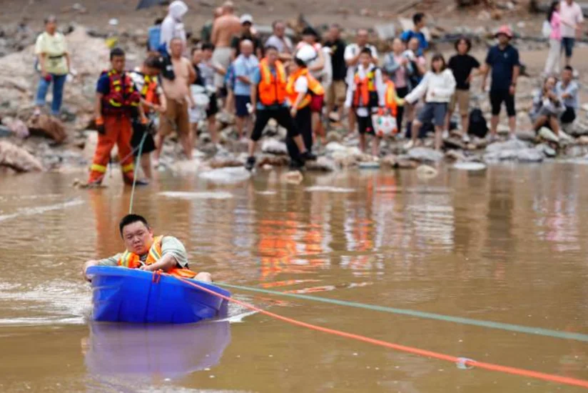 Жертвами наводнений в Китае стали десять человек,  свыше 30 числятся пропавшими без вести