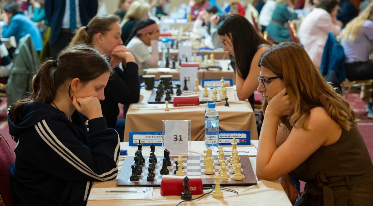 Азербайджанская шахматистка одержала 4 победы подряд на чемпионате Европы