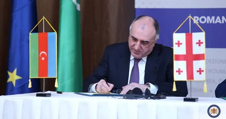 Buxarestdə Xəzər dənizi - Qara dəniz nəqliyyat dəhlizi ilə bağlı birgə bəyannamə imzalanıb - YENİLƏNİB