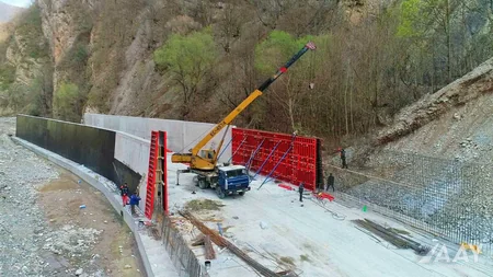 Toğanalı-Kəlbəcər-İstisu avtomobil yolunun və Murovdağ tunelinin inşası sürətlə davam etdirilir