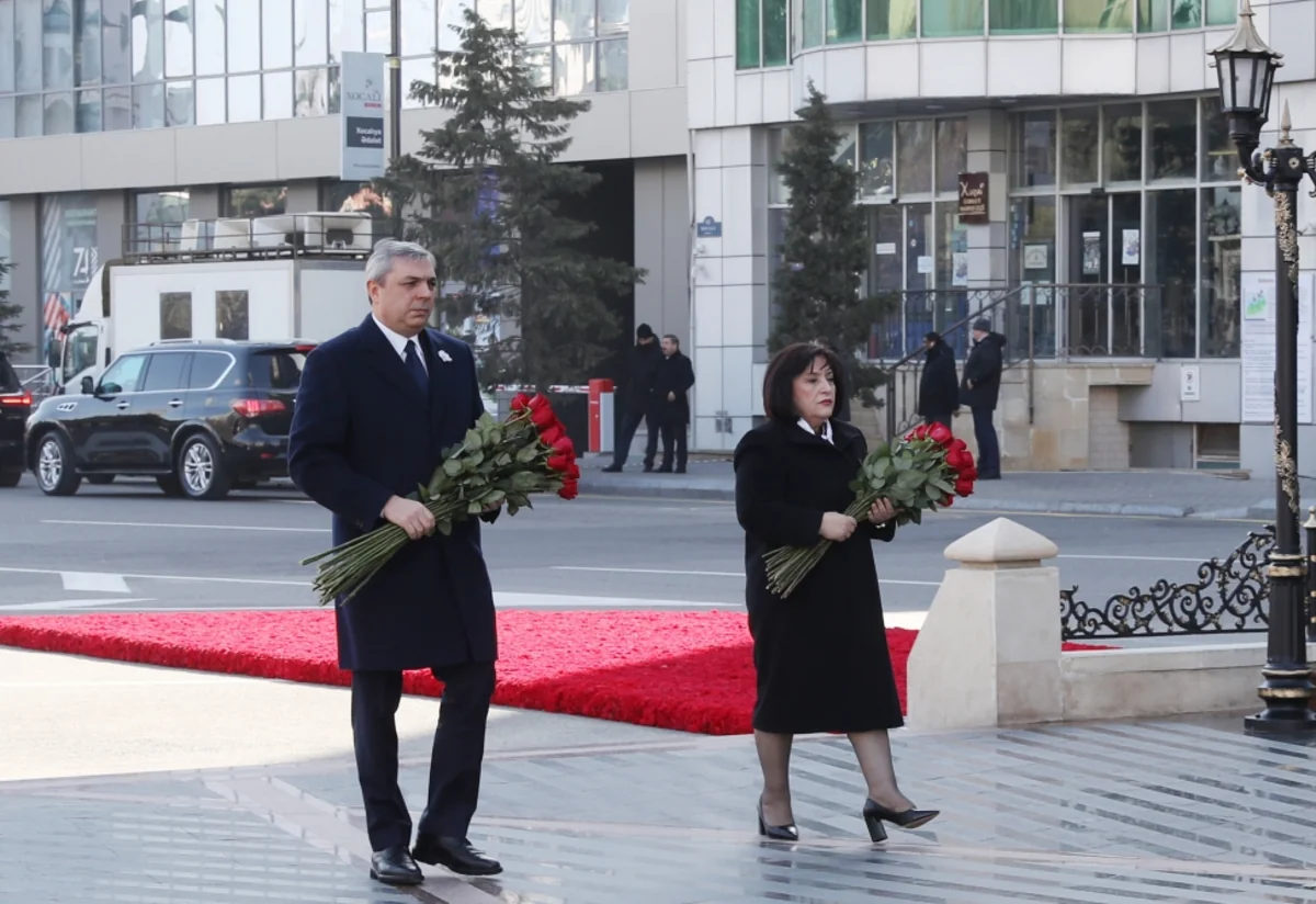 Azerbaijani state and government officials visit Khojaly genocide memorial