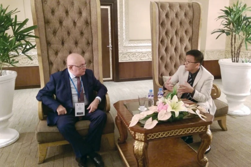 Gömrük komitəsinin sədri Filippin Gömrük Bürosunun komissioneri ilə görüşüb