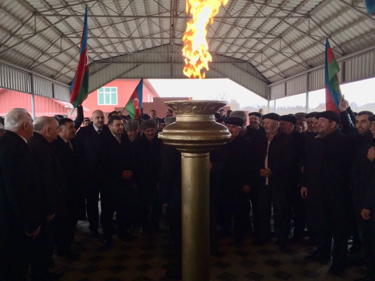 Azərbaycanda daha bir kəndə qaz verilib