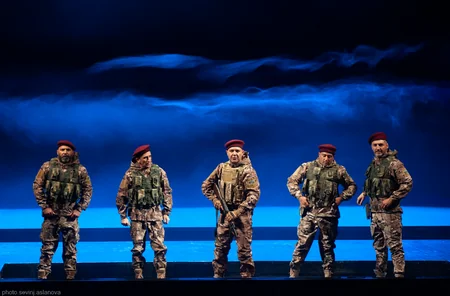 Akademik Milli Dram Teatrı “Zəfər yolu” tamaşası ilə mövsümü başa vurub 
