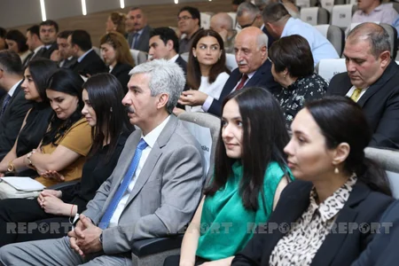 “Abituriyent” jurnalının 12-ci nömrəsi təqdim olunub