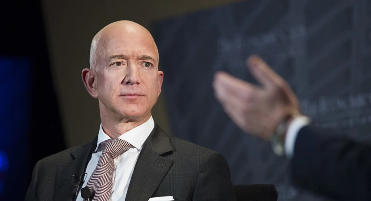 Глава Amazon возглавил список богатейших людей Америки