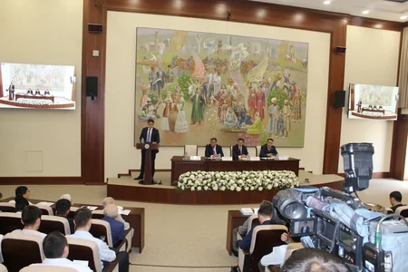 Daşkənddə “Özbəkistanla Azərbaycan arasında əməkdaşlığın inkişafında Heydər Əliyevin rolu” adlı beynəlxalq konfrans keçirilib