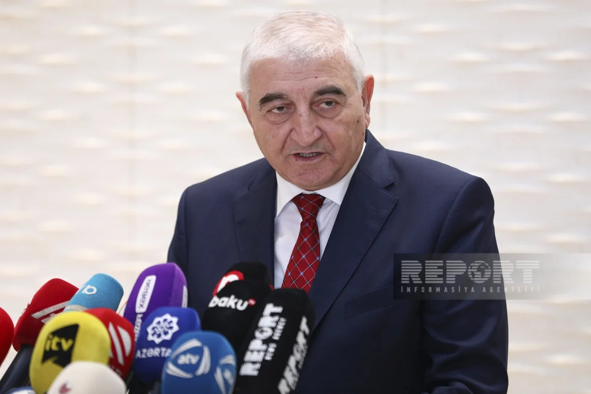 MSK: Növbədənkənar parlament seçkilərinə 1 048 nəfər namizədlik üçün müraciət edib