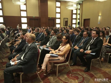 Bakıda “Məhkəmə-hüquq islahatlarına vəkil baxışı” mövzusunda konfrans keçirilib