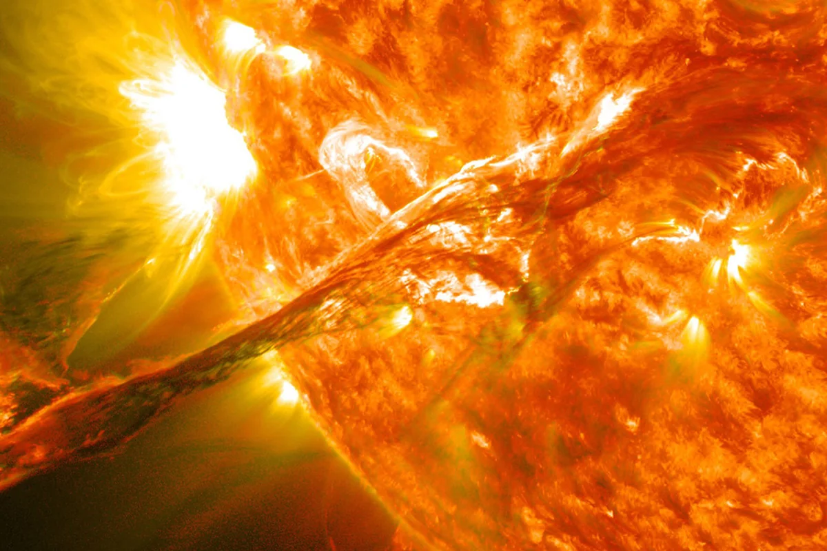 На Солнце произошел крупнейший выброс плазмы за последние годы