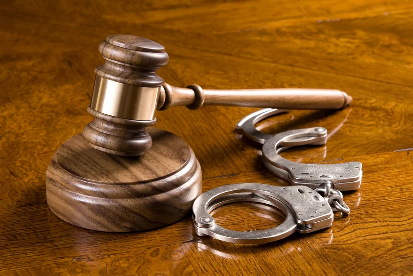 MN-də 143 milyonluq mənimsəmə ilə bağlı məhkəmədə: Ona çatan pulla razı deyildi, ev almaq istəyirdi