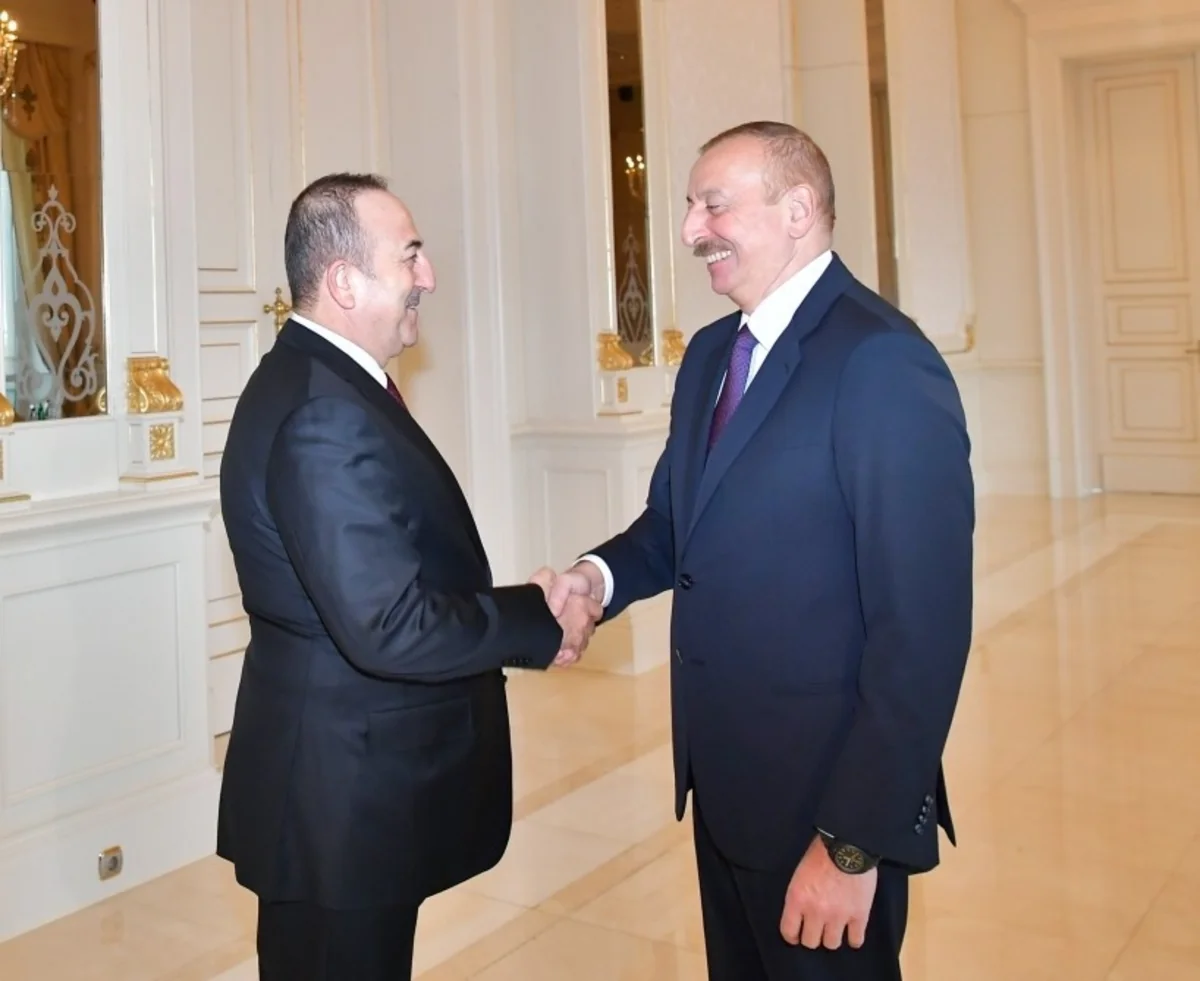 Президент Ильхам Алиев принял главу МИД Турции - ОБНОВЛЕНО