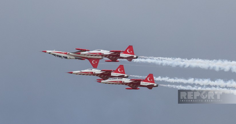 На Technofest-2025 состоялось показательное авиашоу Türk Yıldızları