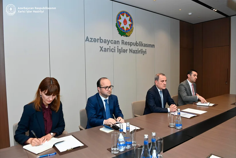 Ceyhun Bayramov Koreyanın yeni səfirini Ermənistan konstitusiyasında Azərbaycana qarşı ərazi iddiaları barədə məlumatlandırıb