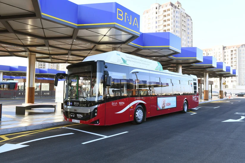 Paytaxtın müxtəlif ərazilərində avtobusların hərəkət intervalında gecikmələr var