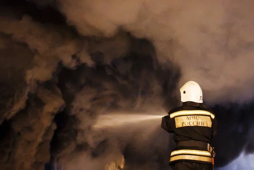 При пожаре на севере Москвы погибли двое сотрудников МЧС - ВИДЕО