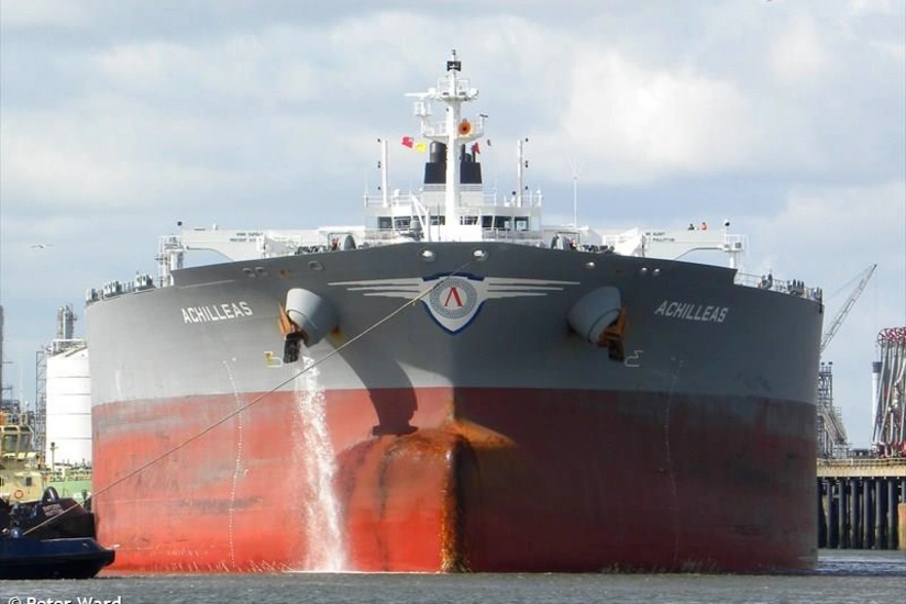US sells off Iranian crude oil seized off coast of UAE