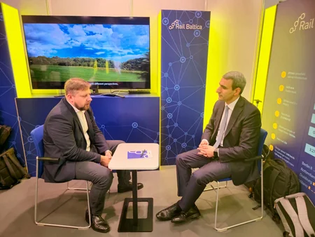 ADY rəhbərliyi “InnoTrans” beynəlxalq sərgisində Orta Dəhlizin perspektivlərini müzakirə edib