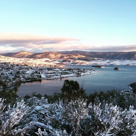 ​В первый день зимы в Австралии выпал снег - ФОТО
