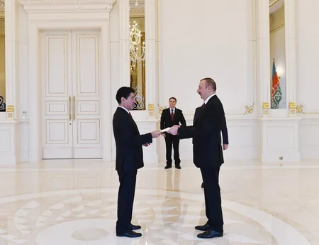 President Ilham Aliyev receives credentials of Ecuadorian and Chilean ambassadors