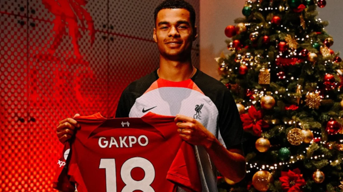 Liverpul Qakponu transfer edib