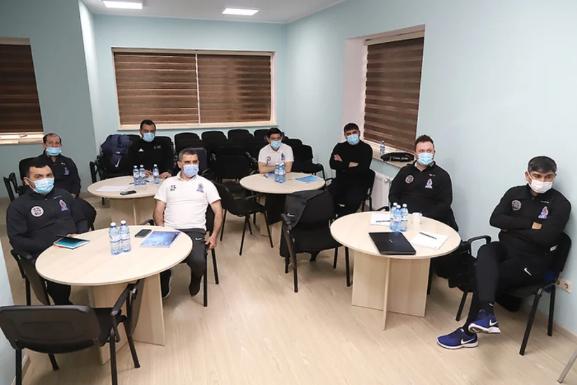 Qəbələ və Keşlənin baş məşqçiləri Pro kurslarına qatılıb