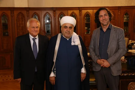 İsveçrənin sülhməramlı təşkilatının nümayəndə heyəti Allahşükür Paşazadə ilə görüşüb