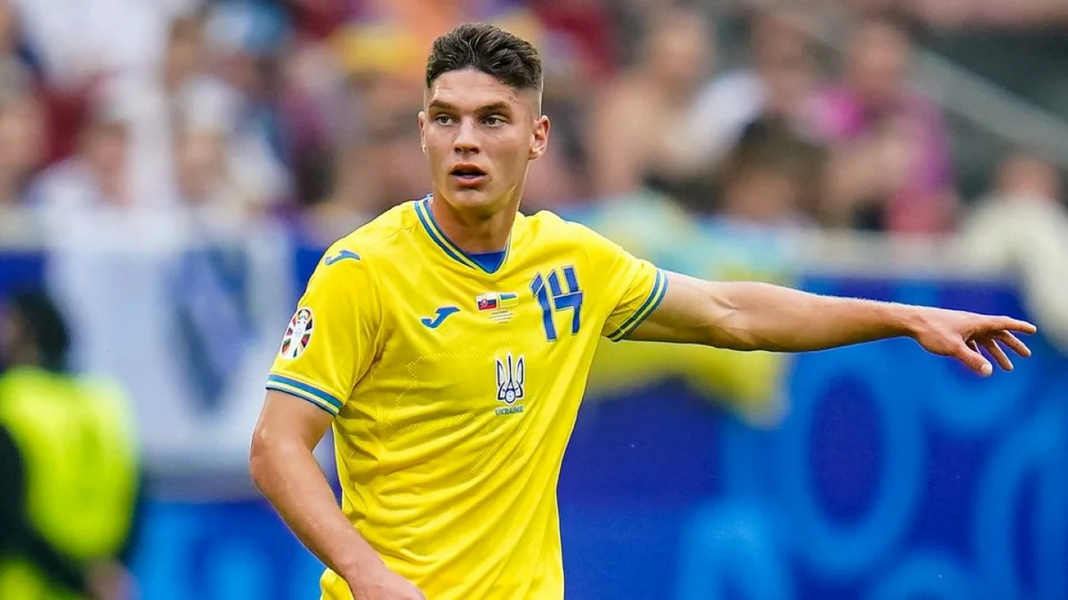 Çelsi Ukrayna millisinin futbolçusunu transfer etməkdə maraqlıdır