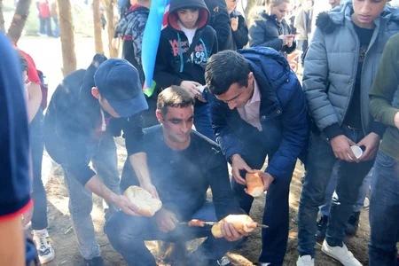 President Ilham Aliyev and first lady Mehriban Aliyeva attended tree-planting campaign in Khatai district, Baku