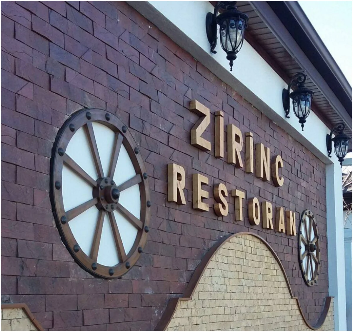 “Zirinc” restoranı cərimələndi - TAM SİYAHI