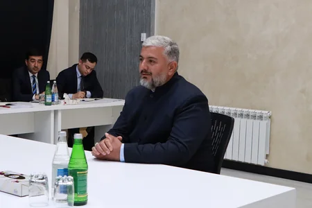 Dini Komitənin sədri Şamaxıda vətəndaşları qəbul edib