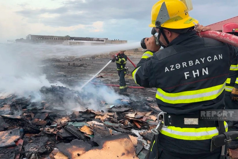 Sumqayıtda köhnə zavod ərazisində yanğın baş verib