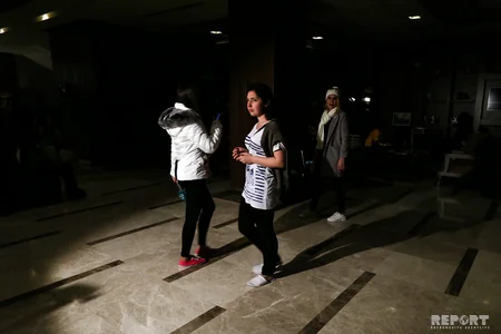Onlarla tanınmış aktyor və müğənni, maraqlı ssenari - “Qış nağılı”nın Qəbələdəki çəkiliş meydanından - REPORTAJ - VİDEO
