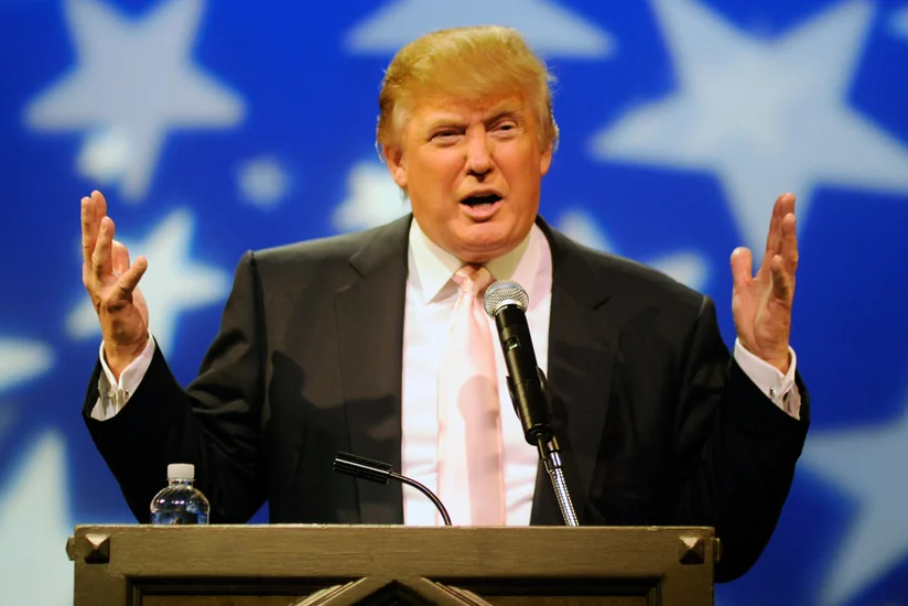 Donald Tramp ilk növbədə vergiləri aşağı salmaq niyyətindədir