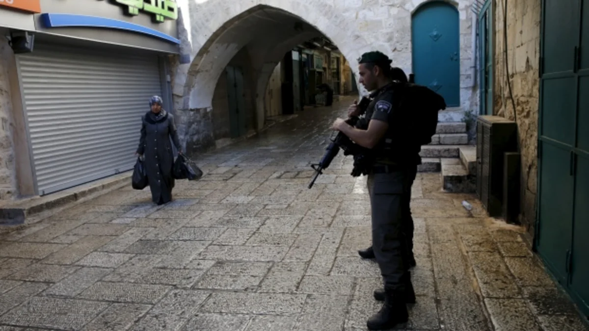 Israeli Soldiers Shoot Two Palestinian Attackers