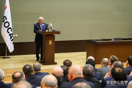 SOCAR-da dövlət təltiflərinə layiq görülmüş neftçilərə orden və medallar təqdim olunub