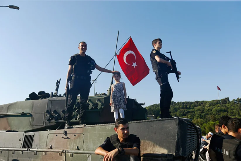 В Турции около 35 тыс. человек арестованы за связи с главой FETÖ