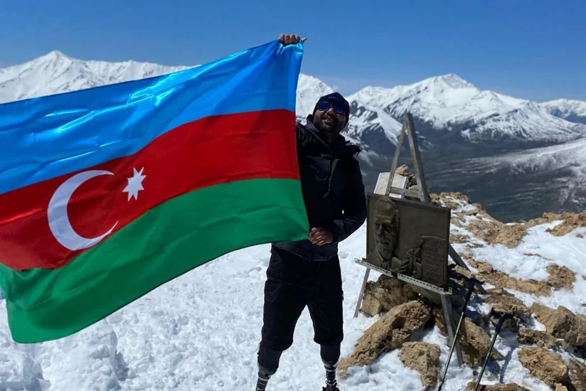 Qazimiz Polad Rzayev Heydər Əliyev zirvəsinə qalxıb, oradan bütün zirvələri fəth etməyə hazırıq mesajını verib - VİDEO