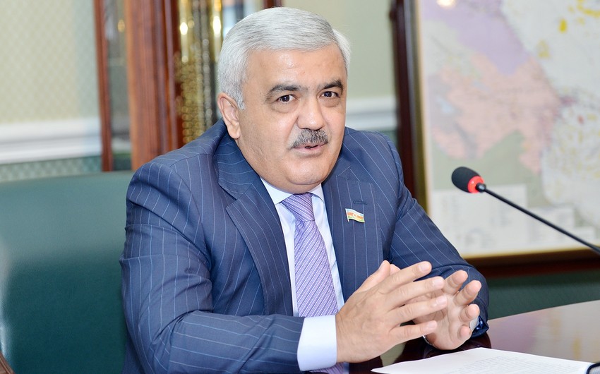 Rövnəq Abdullayev İJF-nin İcraiyyə Komitəsinə üzv seçildi