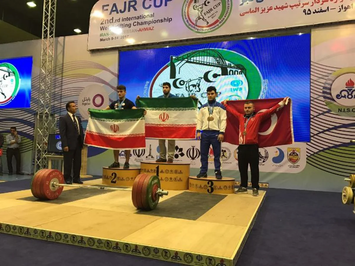 Azərbaycan ağır atleti İranda keçirilən turnirdə bürünc medal qazanıb