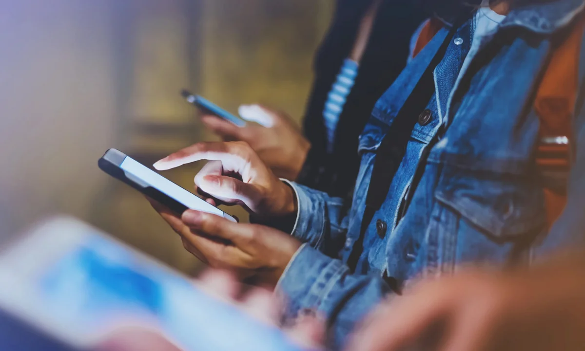 Technology use may be associated with lower risk for dementia, study finds