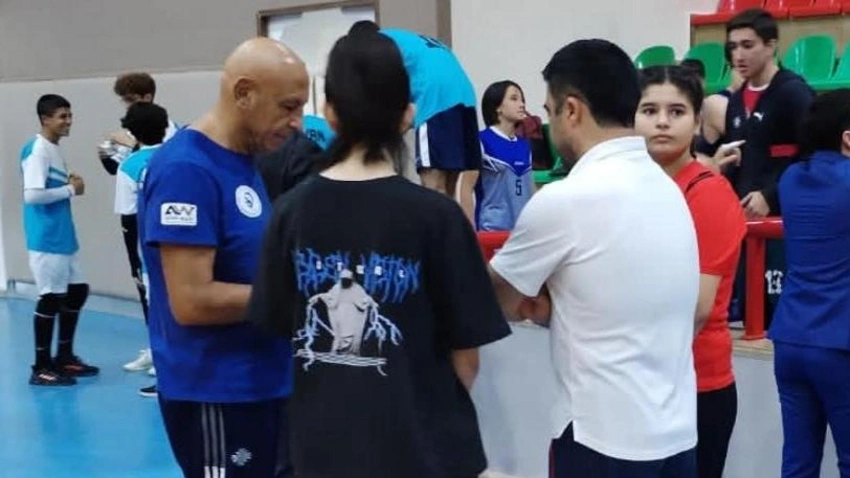 Voleybol millisinin baş məşqçisi və federasiya nümayəndələri Naxçıvana səfər ediblər