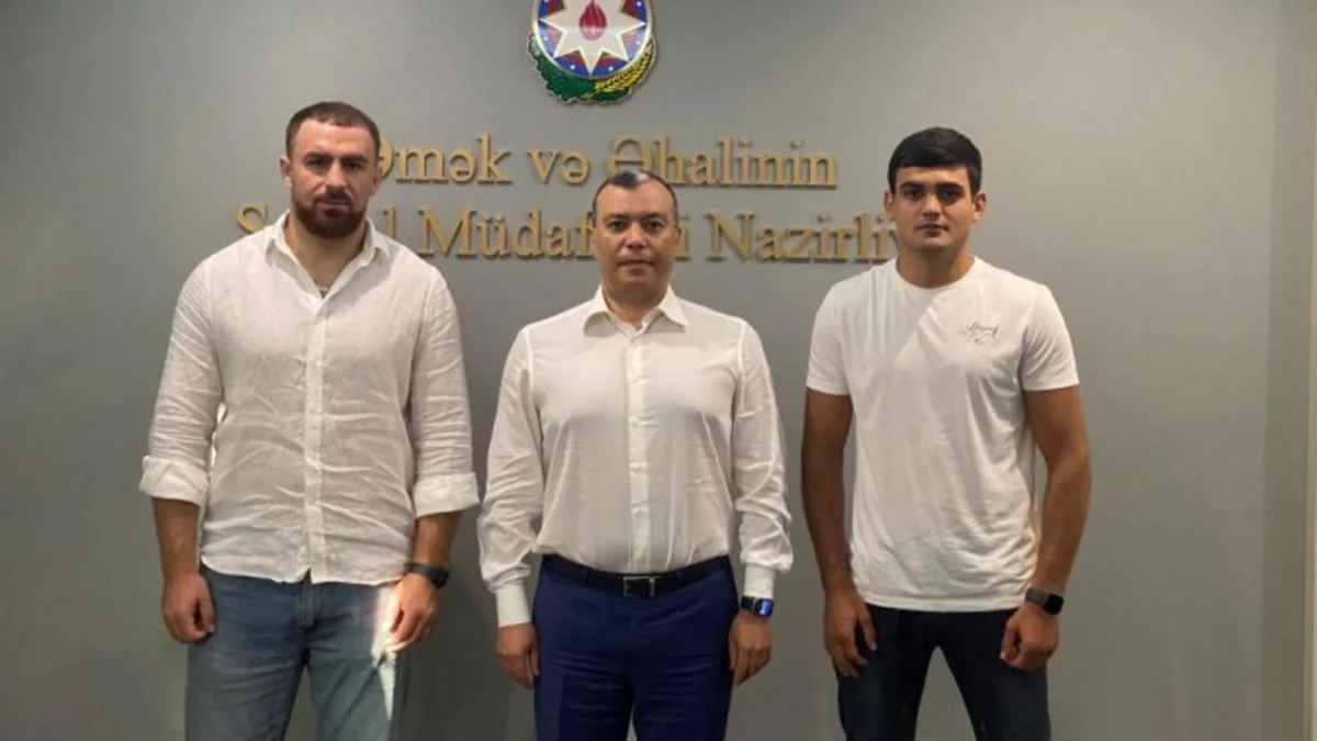ABF prezidenti III Avropa Oyunlarında medal qazanan boksçularla görüşüb
