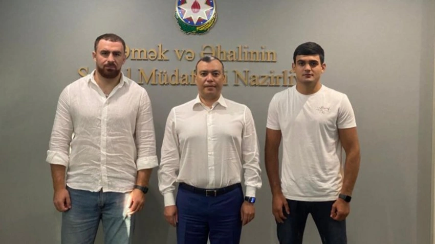 ABF prezidenti III Avropa Oyunlarında medal qazanan boksçularla görüşüb