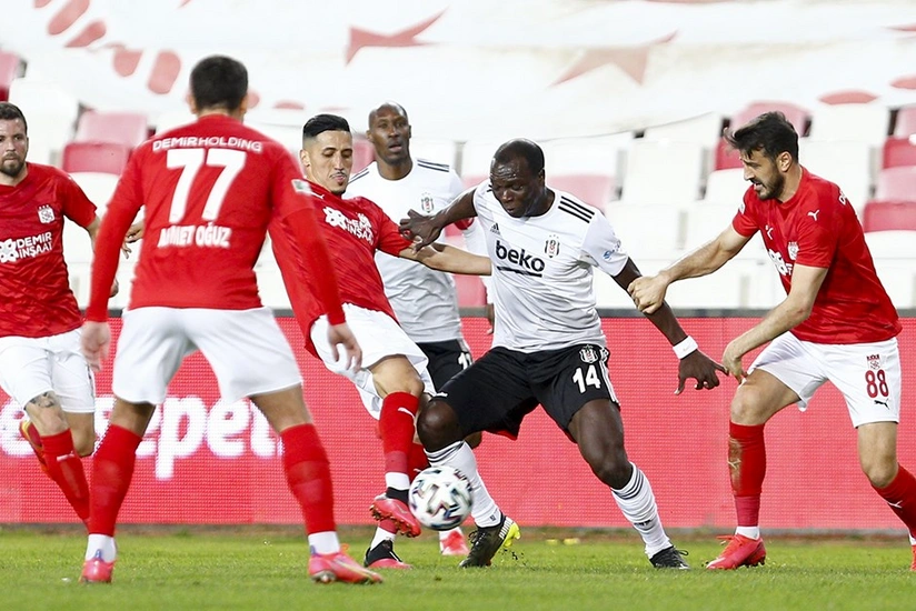 Beşiktaş yenə xal itirdi
