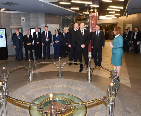 Prezident İlham Əliyev Belarus Dövlət Böyük Vətən Müharibəsi Tarixi Muzeyi ilə tanış olub