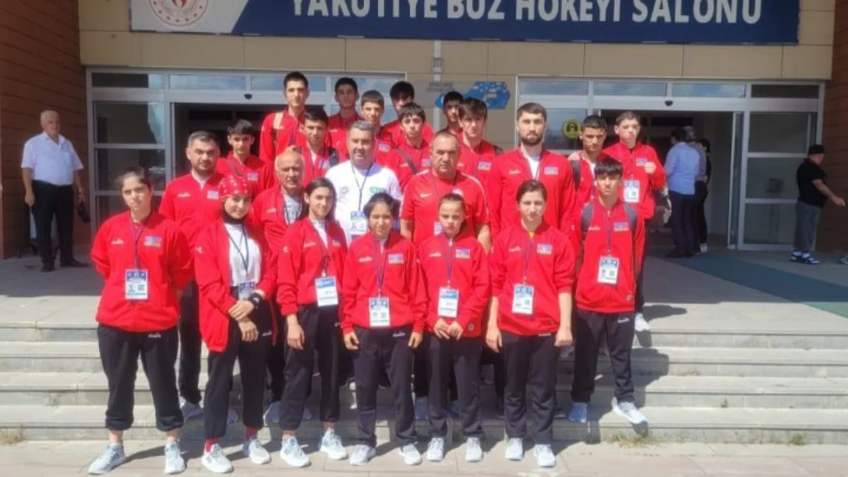 Azərbaycanın 4 boksçusu Avropa birinciliyində mərhələ adlayıb
