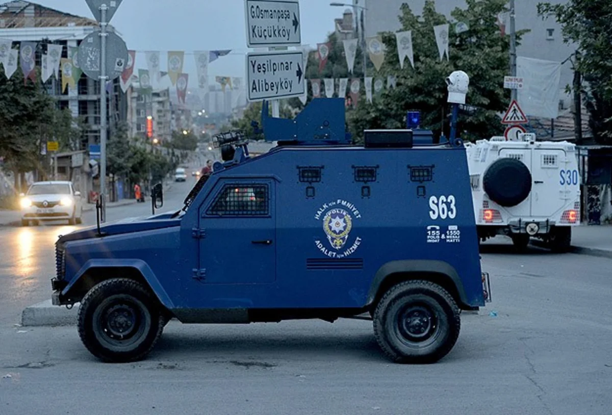 ​İstanbulda Marksist-Leninist Kommunist qruplaşmasının üzvləri tutulub